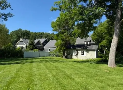 5865 Eureka Road Shorewood MN 55331