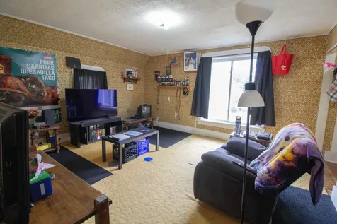 1402 9th Avenue NW Austin MN 55912