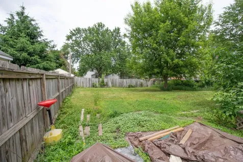 1402 9th Avenue NW Austin MN 55912