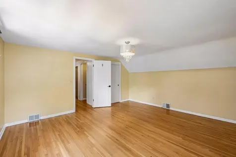 2670 Regent Avenue N Golden Valley MN 55422
