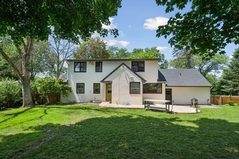 2670 Regent Avenue N Golden Valley MN 55422