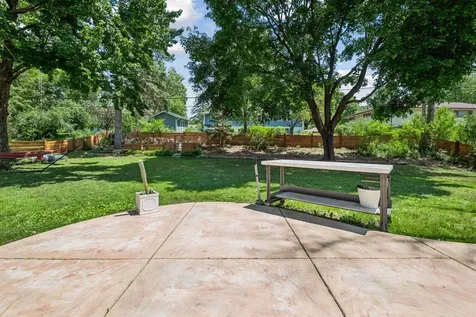 2670 Regent Avenue N Golden Valley MN 55422