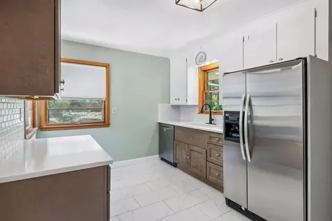 2670 Regent Avenue N Golden Valley MN 55422