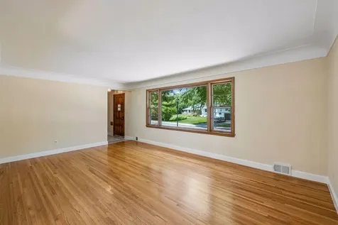2670 Regent Avenue N Golden Valley MN 55422
