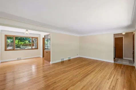 2670 Regent Avenue N Golden Valley MN 55422