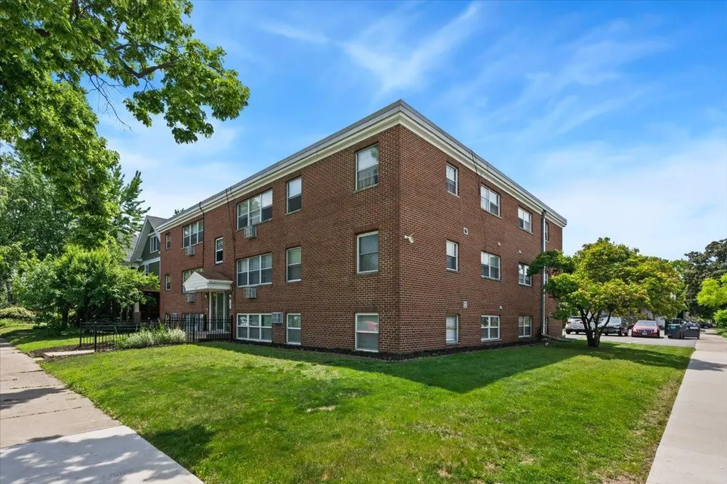 3400 10th Avenue S Minneapolis MN 55407