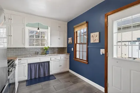 721 Parkway Drive Saint Paul MN 55106