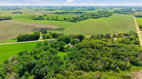 14275 County Road 33 Road Norwood Young America MN 55368