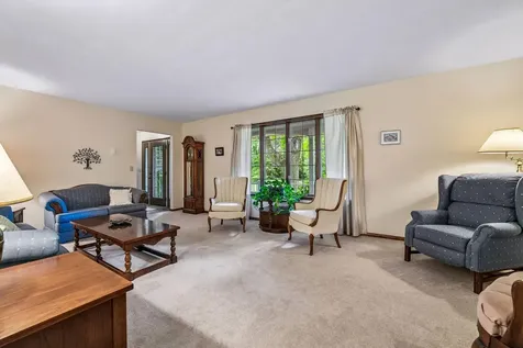 14275 County Road 33 Road Norwood Young America MN 55368