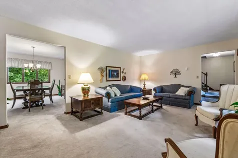 14275 County Road 33 Road Norwood Young America MN 55368