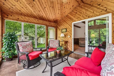 14275 County Road 33 Road Norwood Young America MN 55368