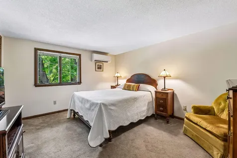 14275 County Road 33 Road Norwood Young America MN 55368