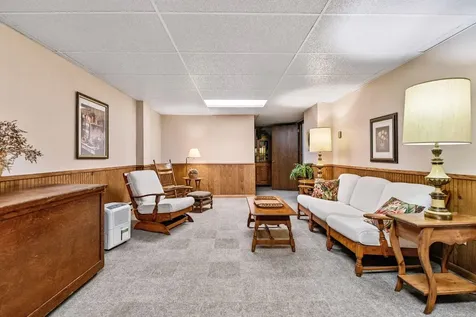 14275 County Road 33 Road Norwood Young America MN 55368
