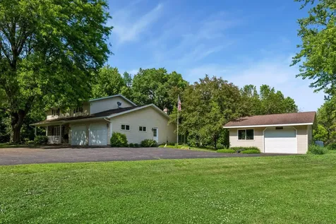 14275 County Road 33 Road Norwood Young America MN 55368