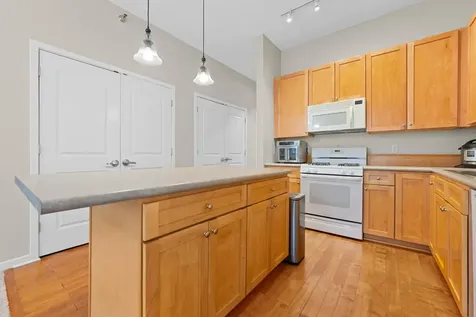 209 8th Street E Saint Paul MN 55101