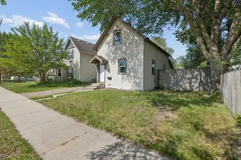 407 19 1/2 Avenue N Saint Cloud MN 56303