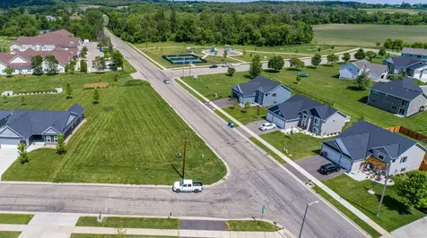 2103 Primrose Lane Faribault MN 55021