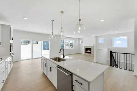 7998 42nd Street N Oakdale MN 55128