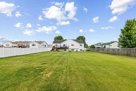 1646 19th Avenue E West Fargo ND 58078