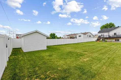 1646 19th Avenue E West Fargo ND 58078