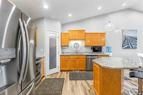 1646 19th Avenue E West Fargo ND 58078