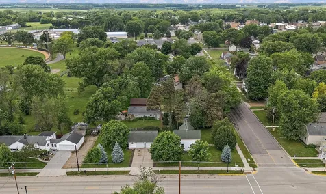 412 Oak Avenue SE Montgomery MN 56069