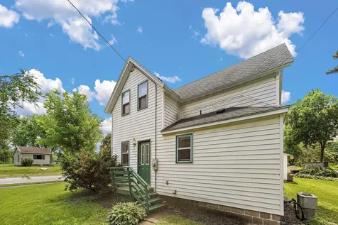412 Oak Avenue SE Montgomery MN 56069