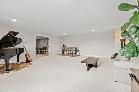 4942 130th Court NE Blaine MN 55449