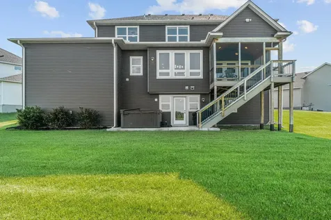 4942 130th Court NE Blaine MN 55449