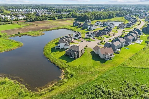 4942 130th Court NE Blaine MN 55449