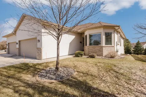 469 Roundhouse Street Shakopee MN 55379