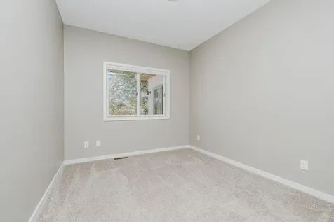 469 Roundhouse Street Shakopee MN 55379