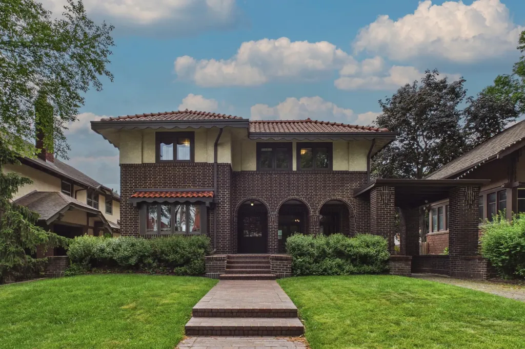 4936 Colfax Avenue S Minneapolis MN 55419