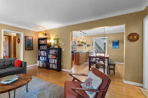 3704 45th Avenue S Minneapolis MN 55406