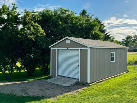 2441 Highland Trail SW Alexandria MN 56308