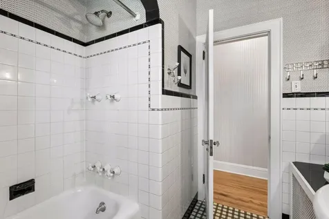 4227 Washburn Avenue N Minneapolis MN 55412