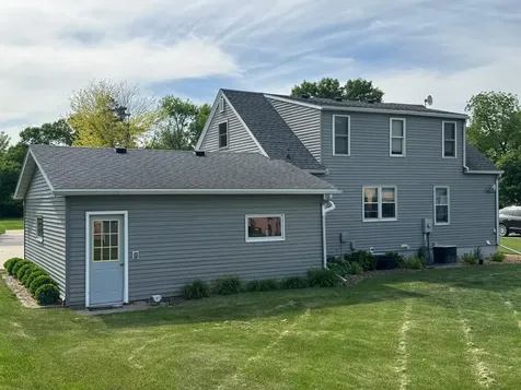 405 N 11th Street Olivia MN 56277