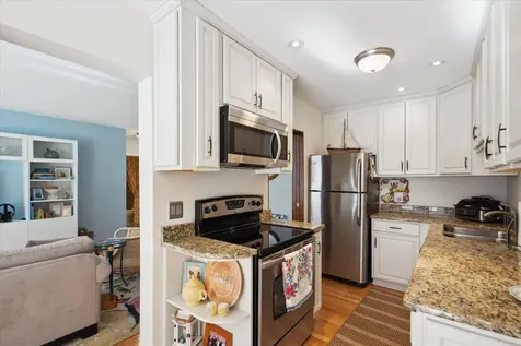 2928 Dean Parkway Minneapolis MN 55416