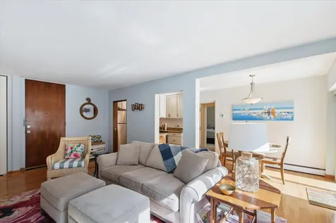 2928 Dean Parkway Minneapolis MN 55416