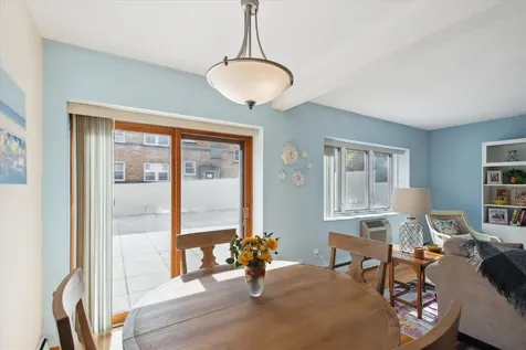 2928 Dean Parkway Minneapolis MN 55416