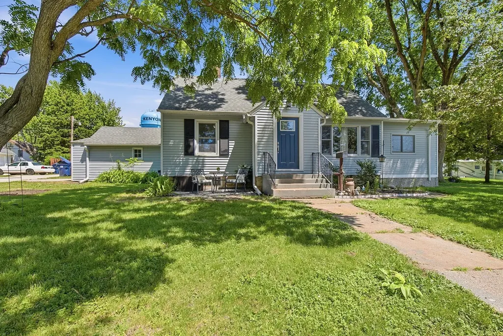 717 Forest Street Kenyon MN 55946