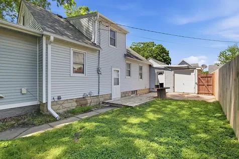 717 Forest Street Kenyon MN 55946