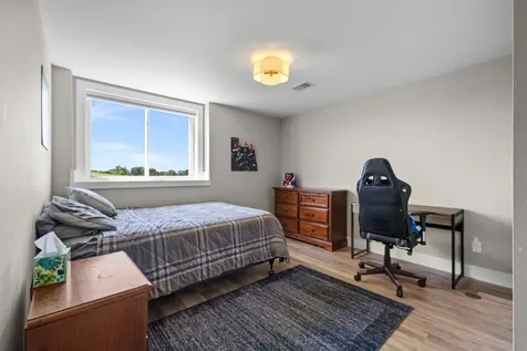 207 Bouldercrest Avenue NE Owatonna MN 55060