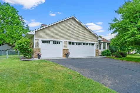 9840 Kirkwood Lane N Maple Grove MN 55369