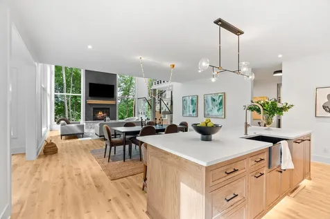 305 North Shore Drive Minnetrista MN 55364