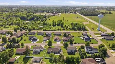 2405 Watertower Lane Owatonna MN 55060