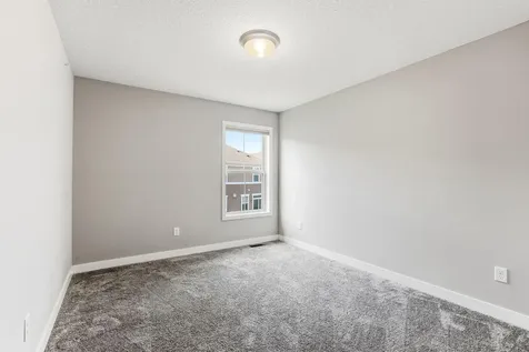 4225 Corn Silk Way Woodbury MN 55129