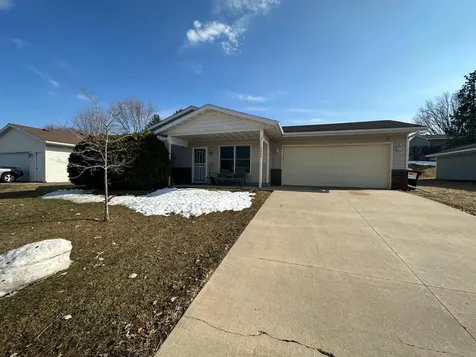 4552 Manor Brook Drive NW Rochester MN 55901