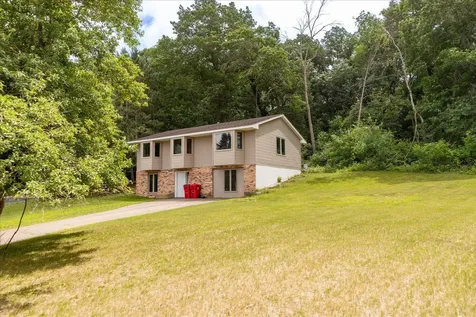 1926 Bear Court SE Rochester MN 55904