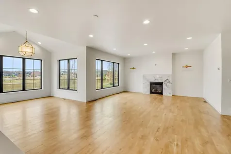 2439 Rivers Bend Dr E West Fargo ND 58078